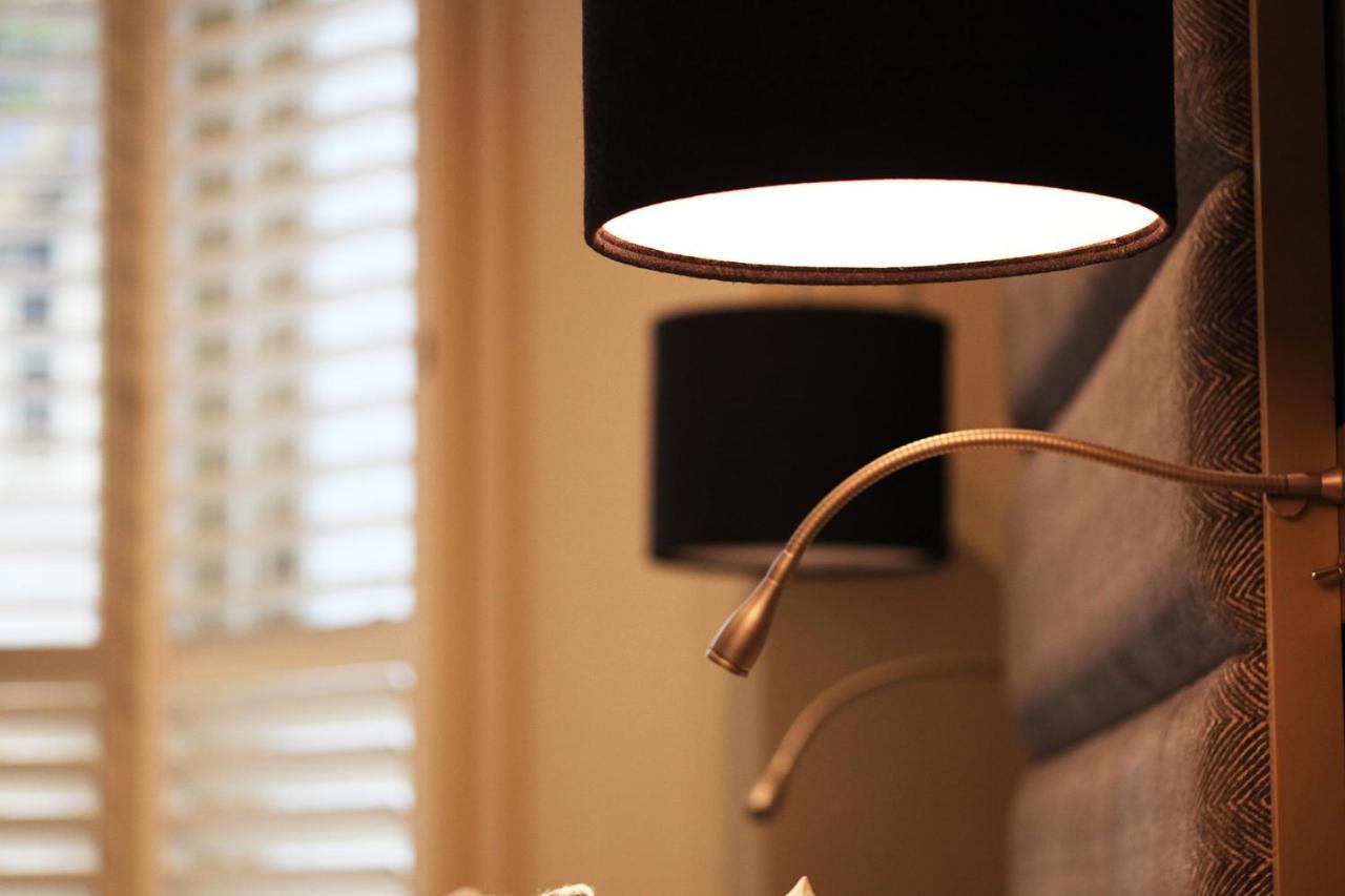 Boutique Barclay House London Townhouse - West London, Kensington, Chelsea, Fulham Bed and Breakfast Eksteriør billede